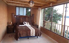 Zirahuen Cuin Habitaciones Rusticas